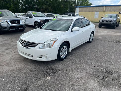 Used 2012 Nissan Altima 2.5 S w/ Convenience Pkg FWD image 2