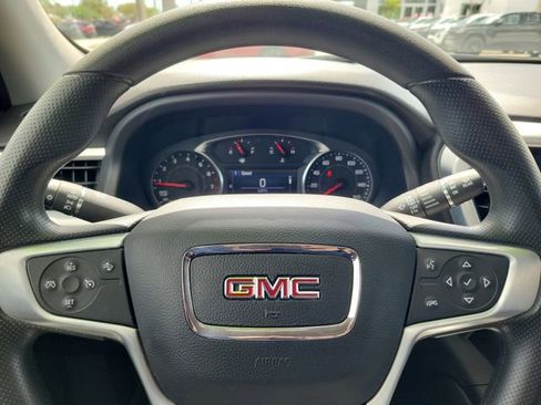 Certified 2023 GMC Acadia SLE w/ Driver Convenience Package FWD image 20