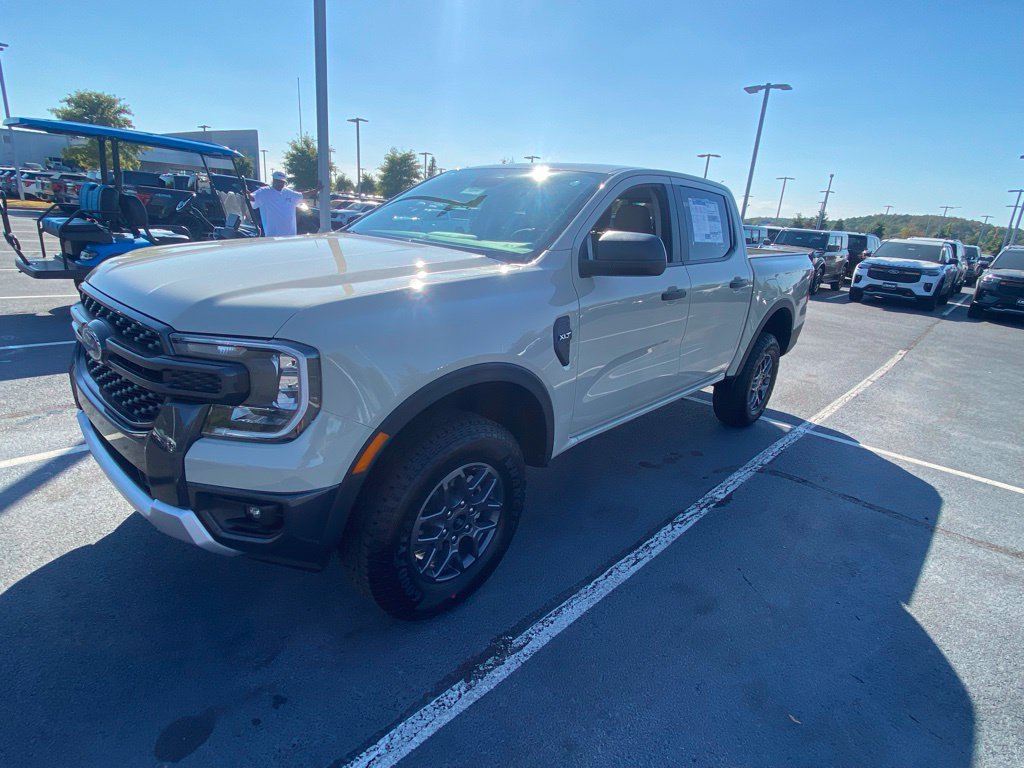 New 2026 Ford Ranger XLT w/ Equipment Group 301A High RWD image 3