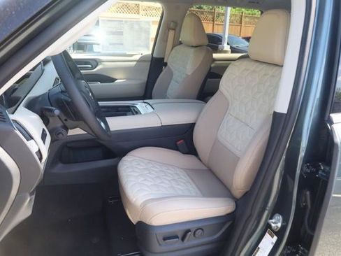 New 2026 Nissan Armada Platinum AWD/4WD image 19