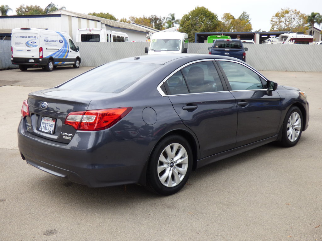 Used 2015 Subaru Legacy 2.5i Premium w/ Popular Package #2 AWD/4WD image 3