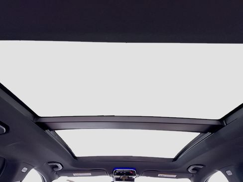 New 2026 Mercedes-Benz GLC 300 4MATIC image 23