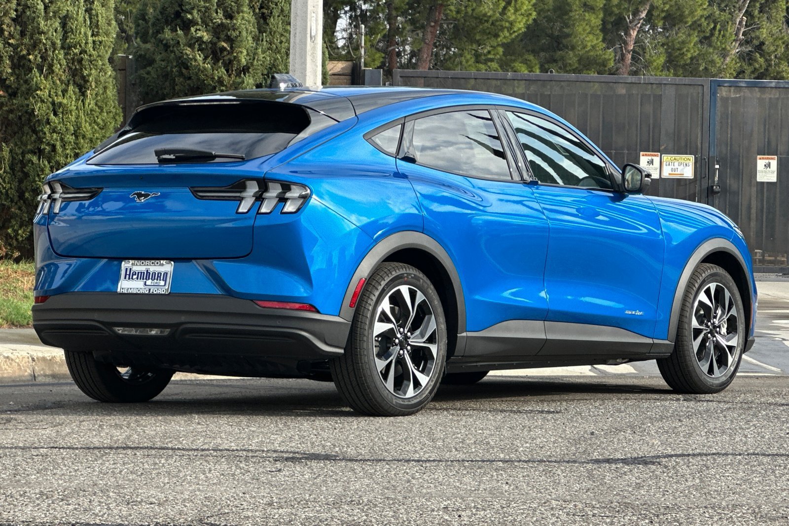 New 2026 Ford Mustang Mach-E Select RWD image 4