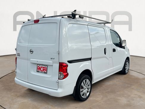 Used 2020 Nissan NV200 SV image 9