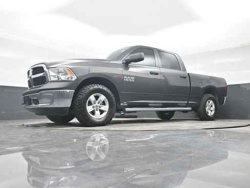 Used 2018 RAM 1500 Tradesman w/ Chrome Appearance Group AWD/4WD image 26
