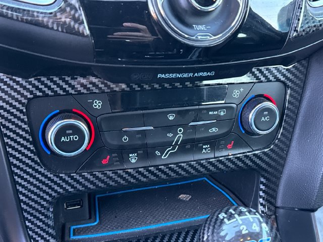 Used 2017 Ford Focus RS AWD/4WD image 27