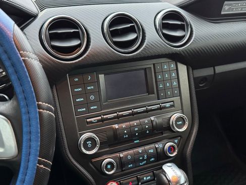 Used 2016 Ford Mustang Coupe image 20