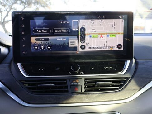 Used 2024 Nissan Altima 2.5 SL image 51