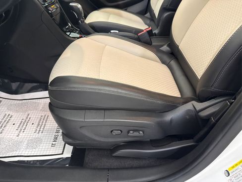 Used 2018 Buick Encore Sport Touring image 35