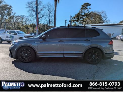 Used 2022 Volkswagen Tiguan SE R-Line image 7