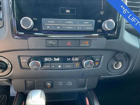 Used 2024 Nissan Frontier PRO-4X w/ Technology Package AWD/4WD image 15