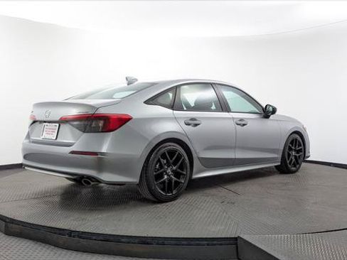 Used 2024 Honda Civic Sport image 8
