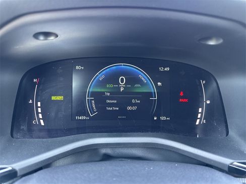 Used 2025 Toyota Camry LE image 30