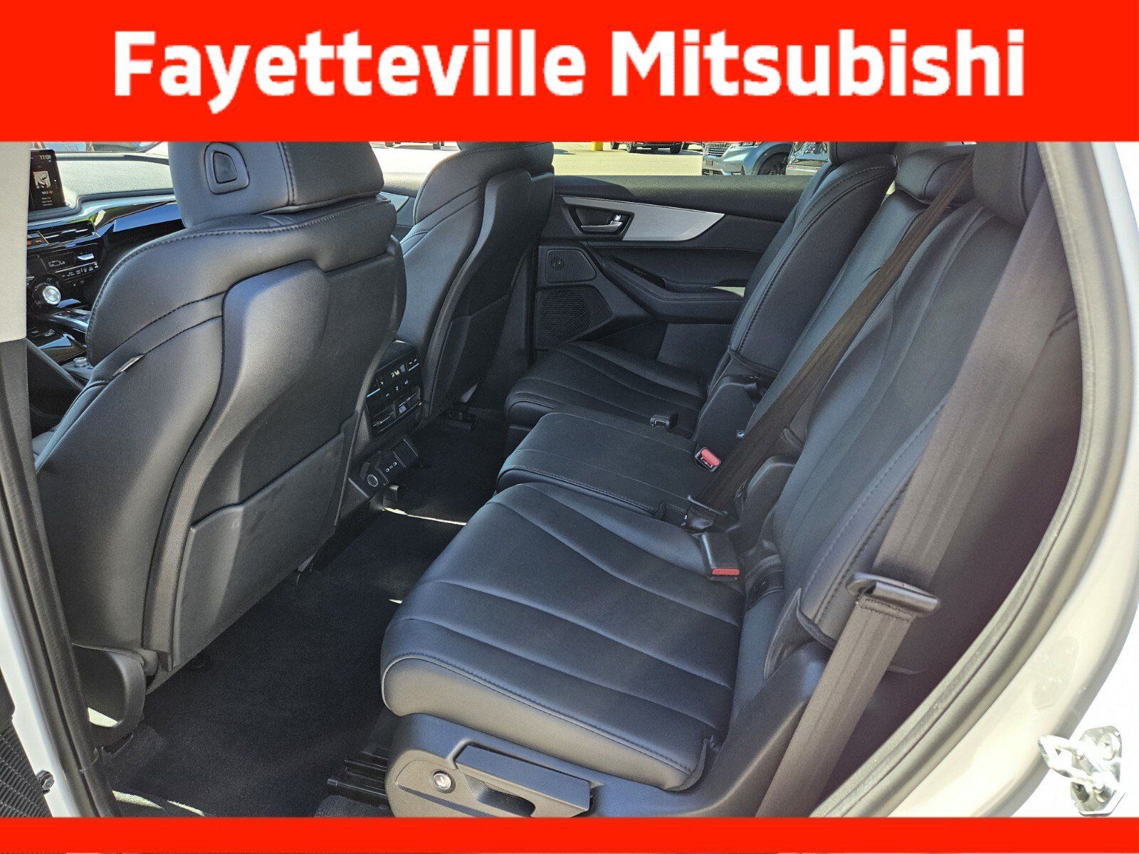 Used 2025 Acura MDX FWD image 10