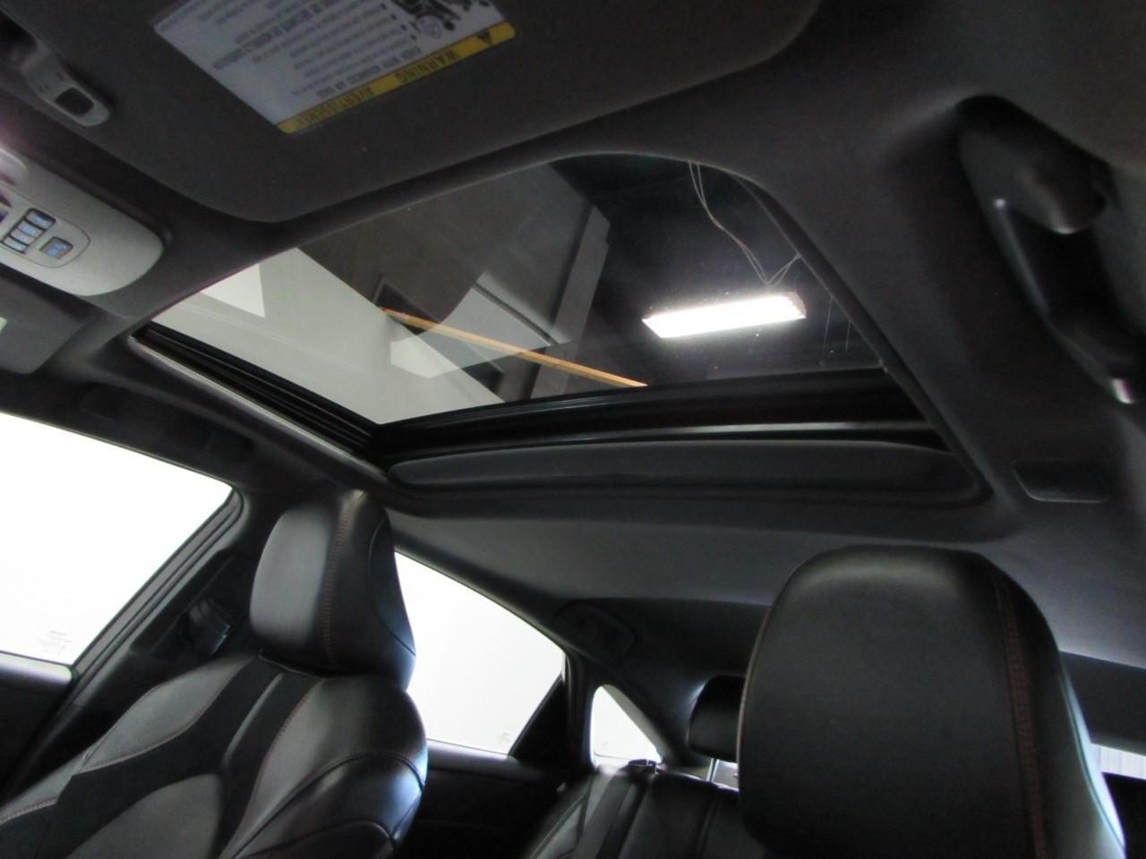 Used 2019 Toyota Avalon Touring w/ All Weather Liner Package FWD image 32