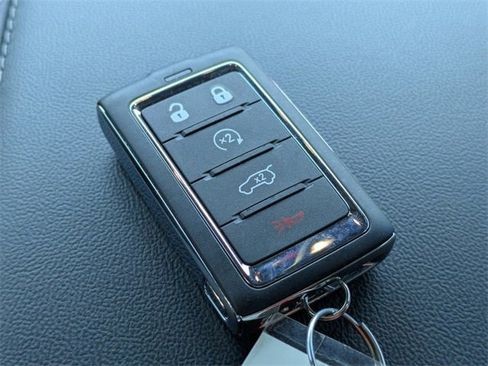 New 2025 Jeep Grand Cherokee Altitude image 30