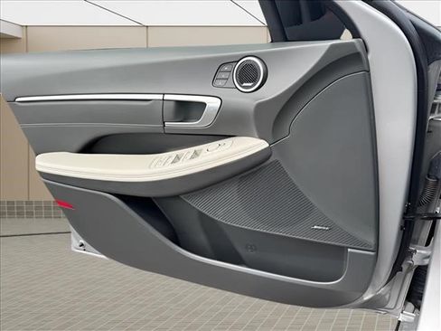 Certified 2023 Hyundai Sonata Limited FWD image 23