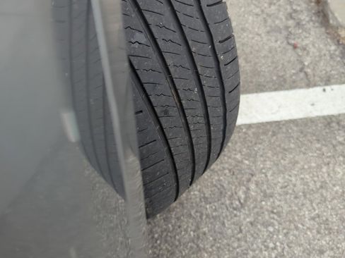 Used 2025 Cadillac XT6 Premium Luxury image 44