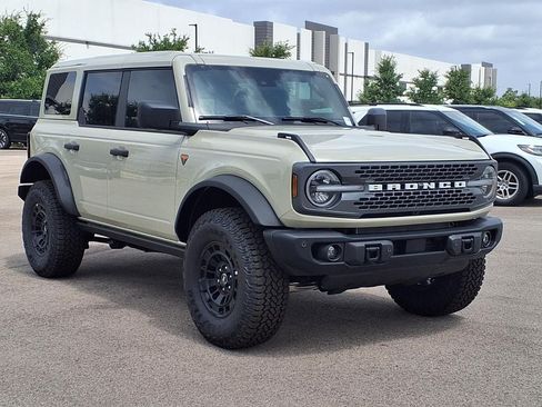 New 2026 Ford Bronco Badlands AWD/4WD image 3