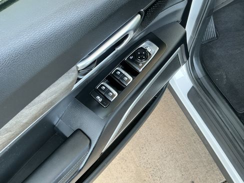 Used 2022 Kia Telluride EX w/ EX Premium Package image 15