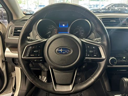 Used 2019 Subaru Outback 2.5i Touring AWD/4WD image 28