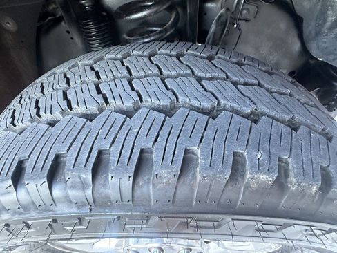 Used 2014 Ford F250 Lariat w/ Lariat Ultimate Package image 27