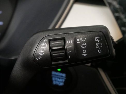 Certified 2022 Ford Escape SE w/ Cold Weather Package image 26