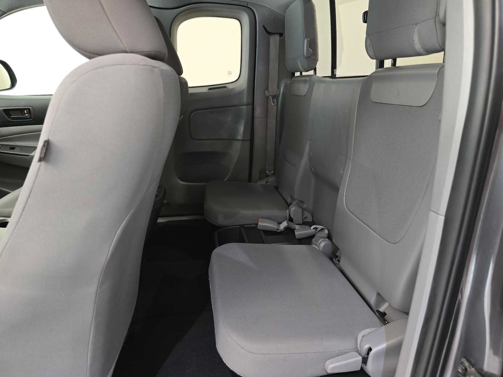 Used 2012 Toyota Tacoma 2WD Access Cab w/ SR5 Pkg image 21