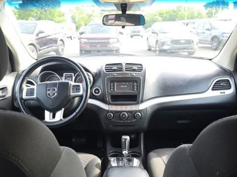 Used 2018 Dodge Journey SE w/ Popular Equipment Group FWD image 20