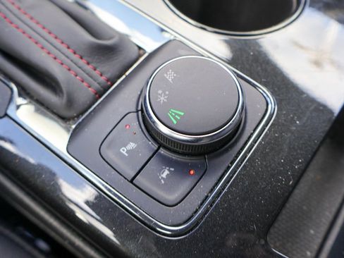 Used 2025 Chevrolet Blazer RS FWD image 16