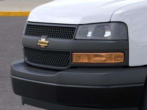 New 2025 Chevrolet Express 2500 Extended w/ Communications Package image 13