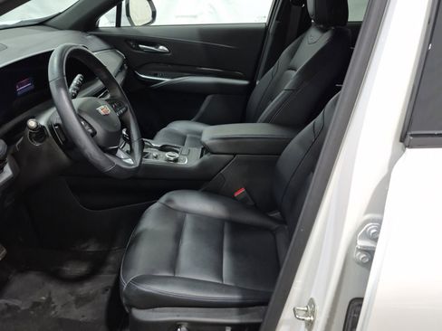 Used 2024 Cadillac XT4 Sport w/ Trailering Package AWD/4WD image 9