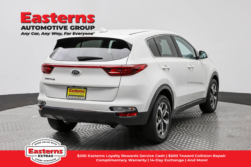 Used 2022 Kia Sportage LX FWD image 6