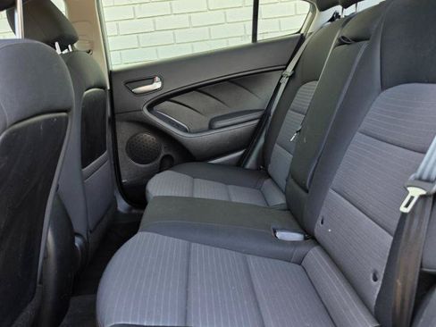 Used 2018 Kia Forte LX w/ LX Popular Package FWD image 10