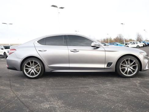 Used 2023 Genesis G70 2.0T image 4