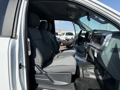 New 2026 Ford F550 4x4 Supercab Super Duty image 16