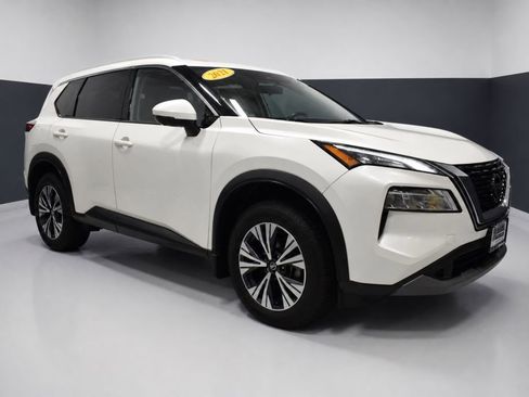 Certified 2021 Nissan Rogue SV w/ Premium Package AWD/4WD image 6