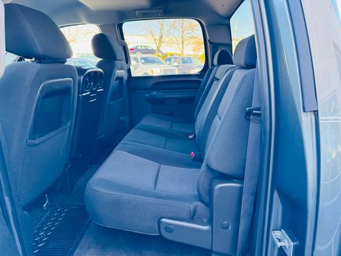 Used 2011 Chevrolet Silverado 1500 LT w/ All-Star Edition image 38