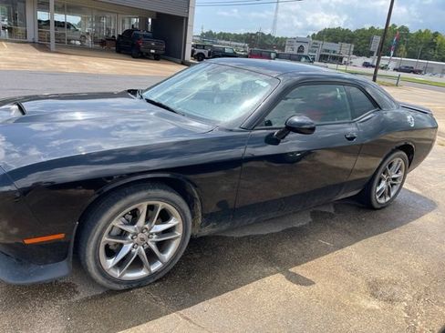 Used 2022 Dodge Challenger GT AWD/4WD image 1