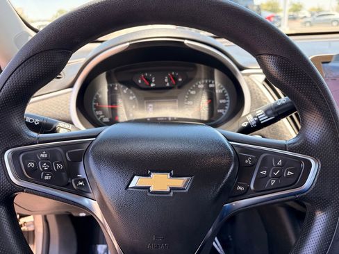 Used 2024 Chevrolet Malibu LT FWD image 31