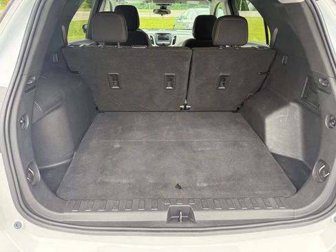 Used 2021 Chevrolet Equinox LT FWD image 9