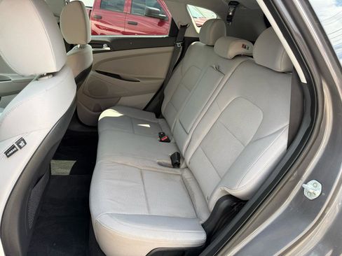 Used 2020 Hyundai Tucson Value image 16