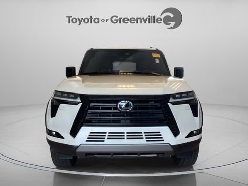 Used 2024 Lexus GX 550 AWD/4WD image 9