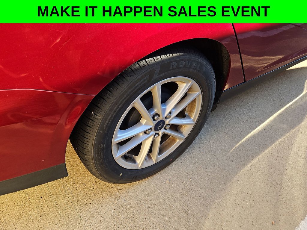 Used 2015 Ford Focus SE FWD image 27