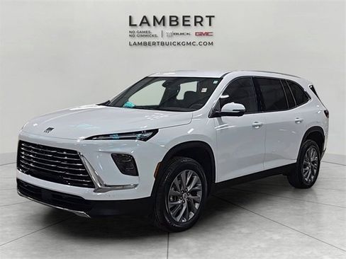 Used 2025 Buick Enclave Preferred image 1