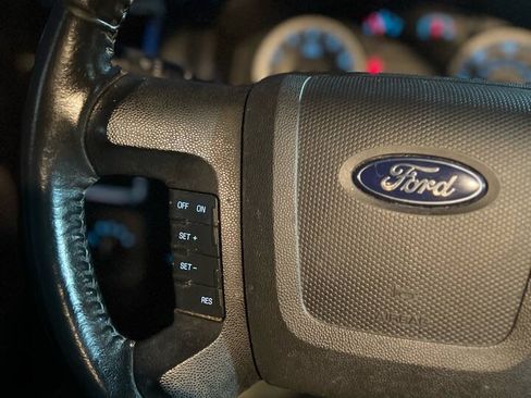 Used 2010 Ford Escape Limited FWD image 18