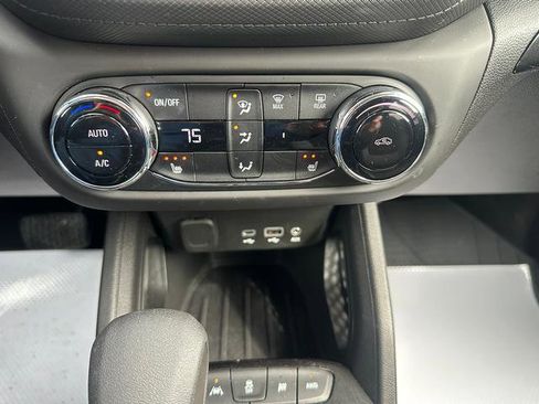 Used 2023 Chevrolet TrailBlazer LT w/ Convenience Package image 18