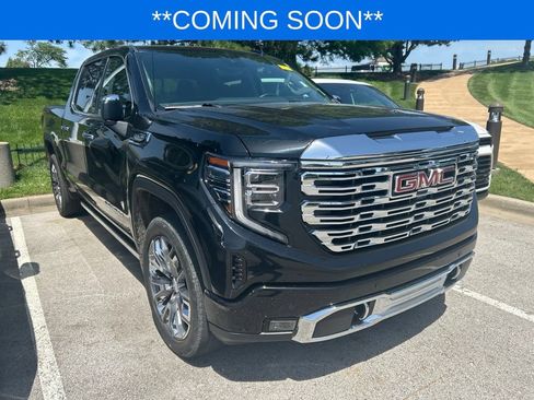 Used 2024 GMC Sierra 1500 Denali w/ Denali Reserve Package AWD/4WD image 3