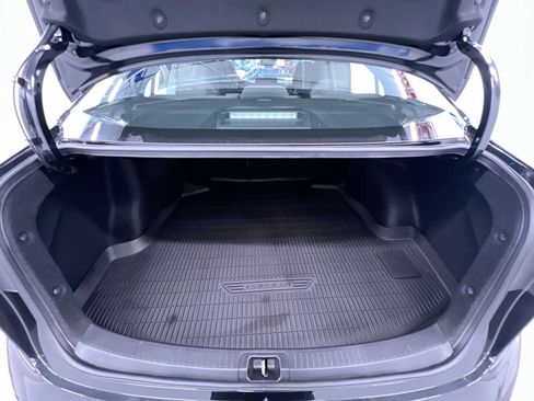 Used 2023 Toyota Corolla SE FWD image 40
