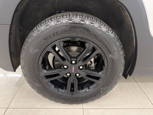 Used 2023 GMC Terrain AT4 w/ Infotainment Package II AWD/4WD image 28
